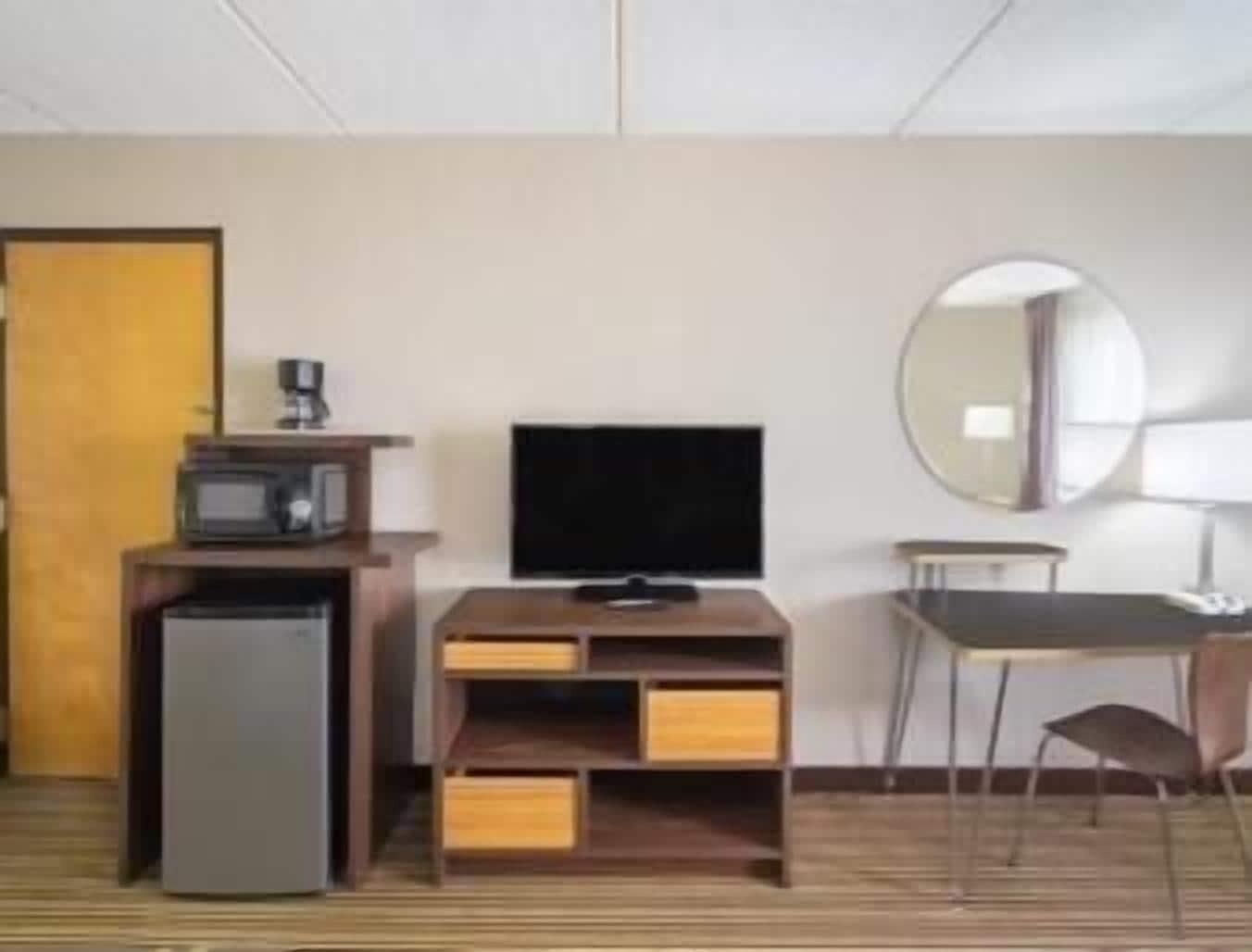 Super 8 By Wyndham Knoxville North/Powell Eksteriør bilde